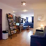 Palm Club Carihuela * 托雷莫利诺斯