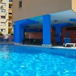 Palm Club Carihuela 公寓 托雷莫利诺斯