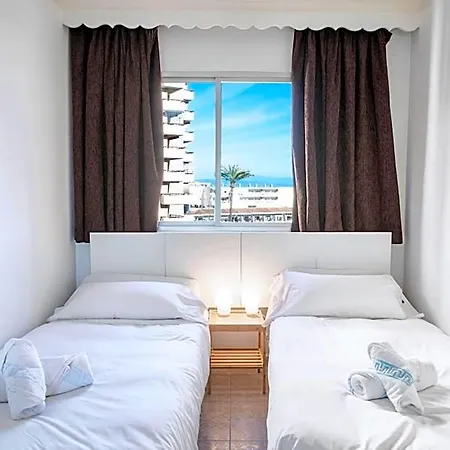 Palm Club Carihuela توريمولينوس