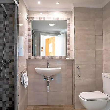 Palm Club Carihuela توريمولينوس