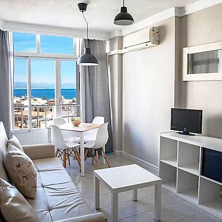 Palm Club Carihuela توريمولينوس