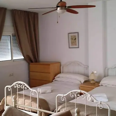 Palm Club Carihuela * טורמולינוס