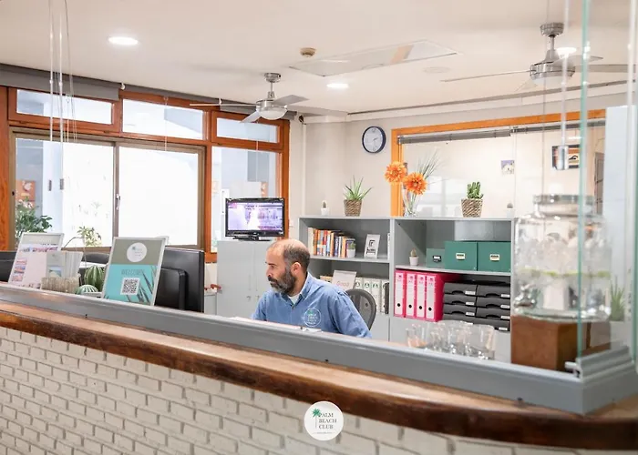 Lägenhet Palm Club Carihuela Torremolinos